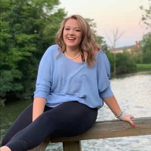 Meet your Posher, Mallory